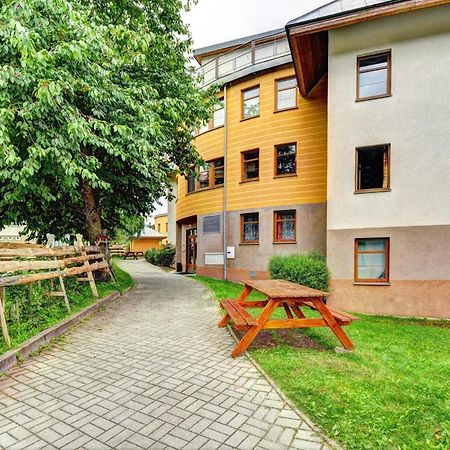 Apartman Modra Hvezda 로끼뜨니쩨나드이제로우 외부 사진